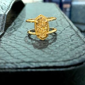 ⭐️Kendra Scott Ribg⭐️